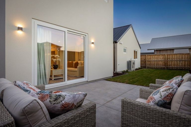 Photo of property in 12 Perehia Mews, Marshland, Christchurch, 8083