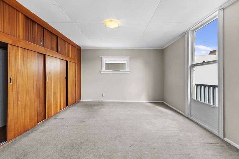 Photo of property in 60 Wilson Street, Newtown, Wellington, 6021