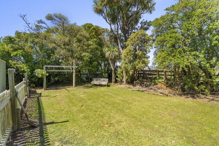 Photo of property in 55 Atkinson Avenue, Otaki Beach, Otaki, 5512