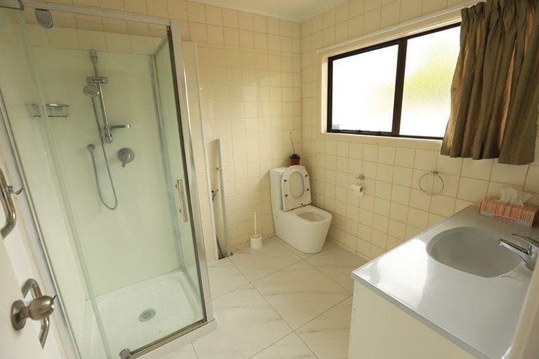 Photo of property in 1/11 Richard Avenue, Bucklands Beach, Auckland, 2014