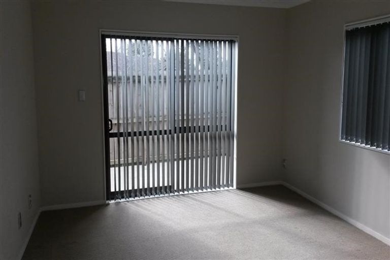 Photo of property in 77e Sturges Road, Henderson, Auckland, 0612