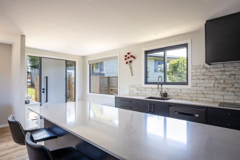 Photo of property in 35g Clearmont Crescent, Blagdon, New Plymouth, 4310