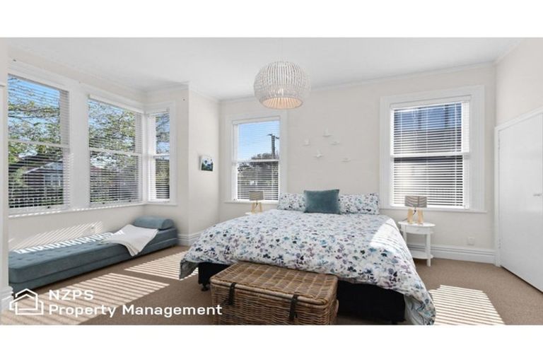 Photo of property in 24 Albert Street, Saint Clair, Dunedin, 9012