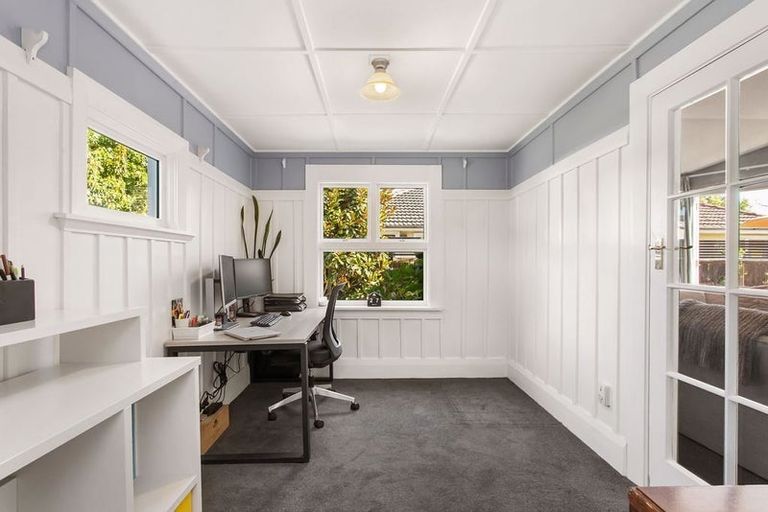 Photo of property in 112 Knowles Street, St Albans, Christchurch, 8052