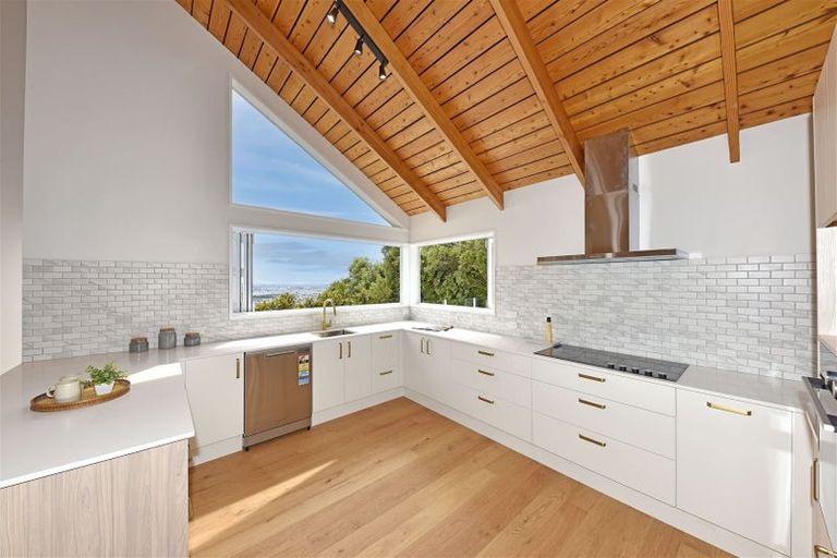 Photo of property in 134a Hackthorne Road, Cashmere, Christchurch, 8022