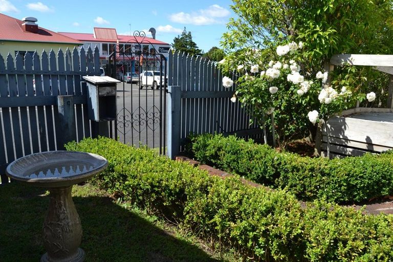 Photo of property in 2c Saint Leonard Street, Saint Johns Hill, Whanganui, 4501