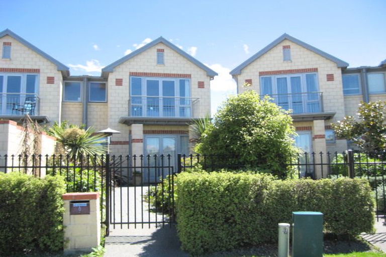 Photo of property in 6 Waterford Avenue, Northwood, Christchurch, 8051