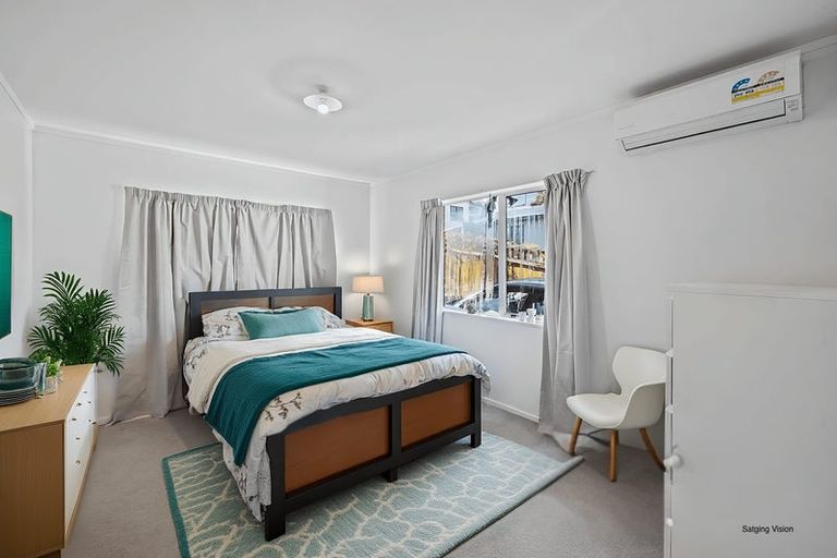 Photo of property in 131c View Road, Sunnyvale, Auckland, 0612