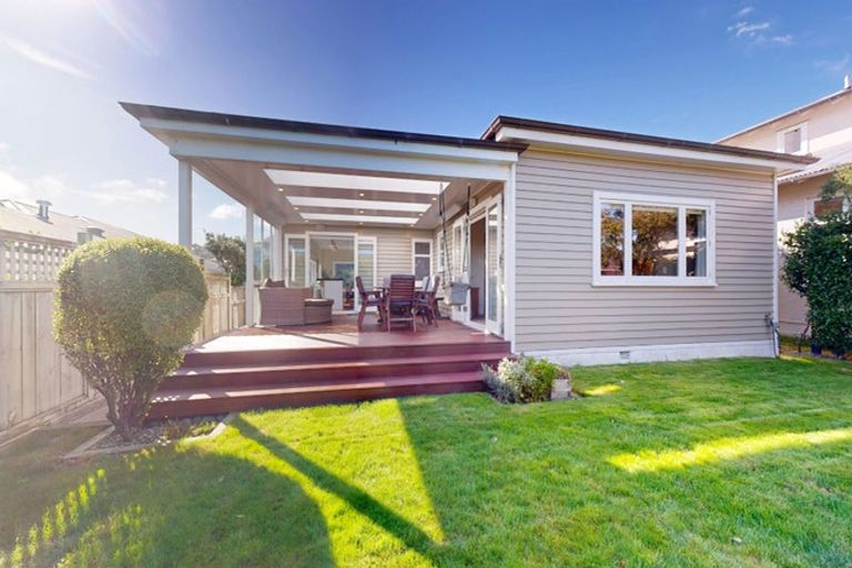 Photo of property in 205 Barnard Street, Wadestown, Wellington, 6012