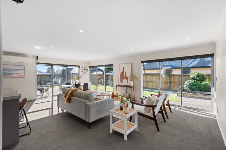 Photo of property in 6 Mimosa Lane, Yaldhurst, Christchurch, 8042