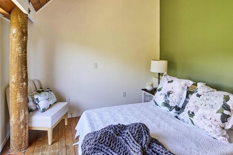 Photo of property in 46 Gordon Road, Plimmerton, Porirua, 5026