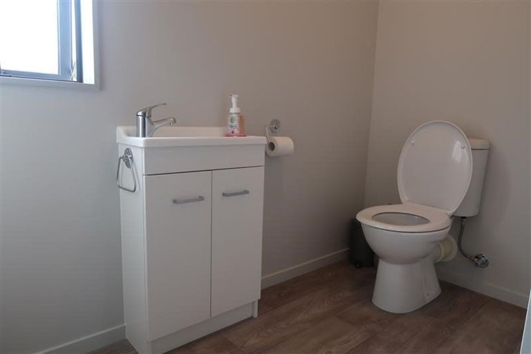 Photo of property in 43 Ipukarea Street, Weymouth, Auckland, 2103