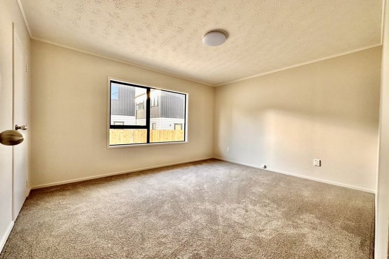 Photo of property in 20 Finlayson Avenue, Clendon Park, Auckland, 2103