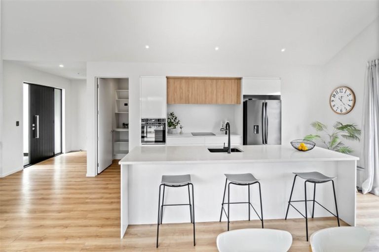 Photo of property in 9 Caracara Place, Rolleston, 7615