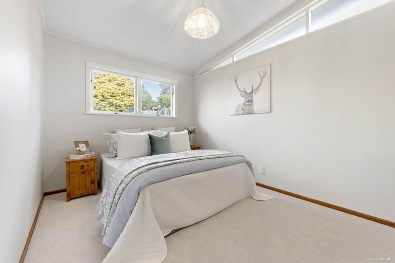 Photo of property in 38 Kay Drive, Blockhouse Bay, Auckland, 0600