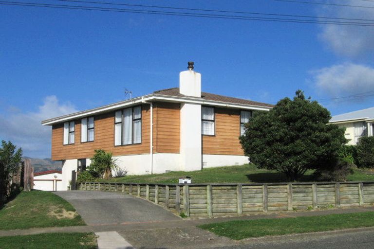 Photo of property in 95 Matatiro Street, Titahi Bay, Porirua, 5022