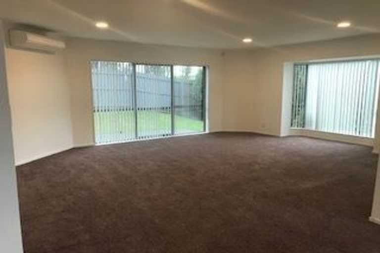 Photo of property in 4 Basra Drive, Henderson, Auckland, 0612
