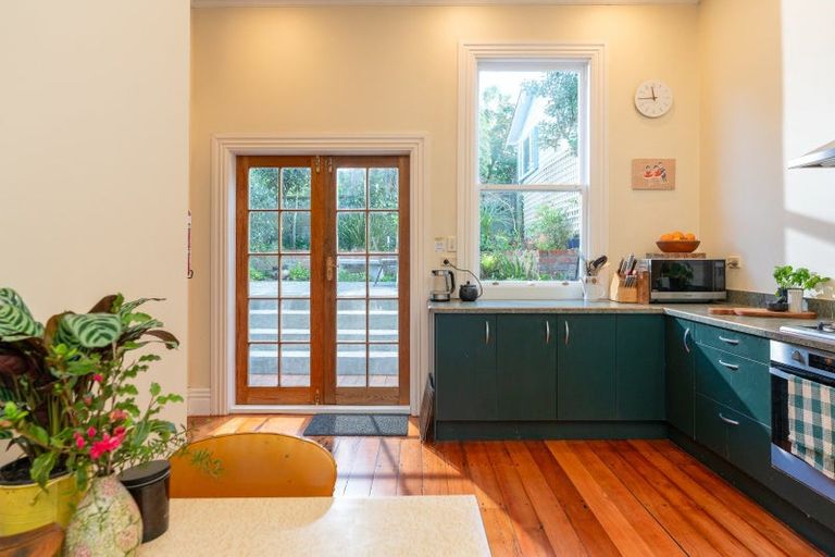 Photo of property in 62 Wright Street, Mount Cook, Wellington, 6021