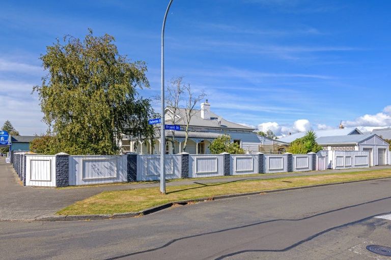 Photo of property in 1 Bryant Street, Takaro, Palmerston North, 4412