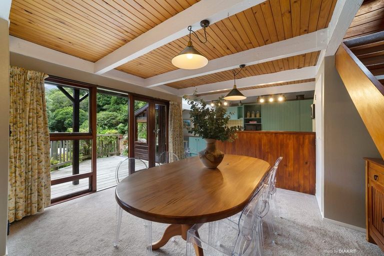 Photo of property in 30 Delhi Crescent, Khandallah, Wellington, 6035