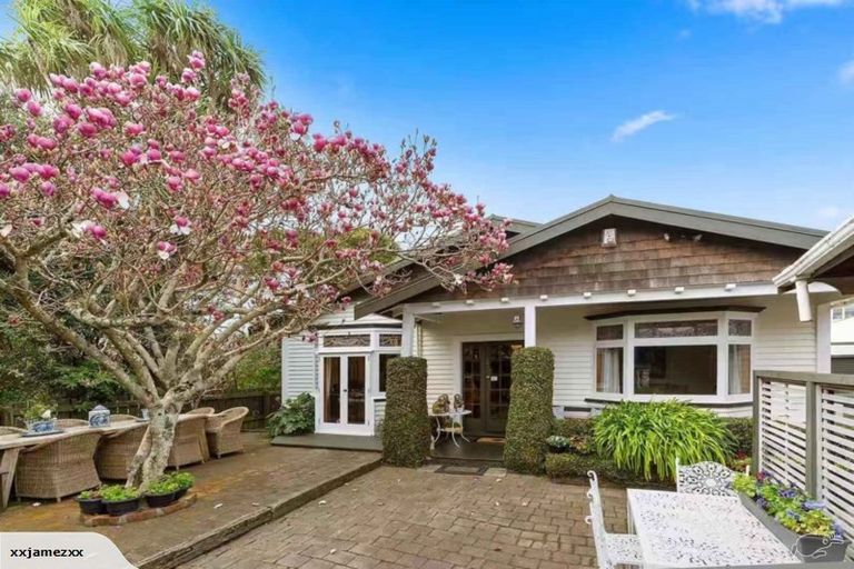 Photo of property in 706 High Street, Boulcott, Lower Hutt, 5010