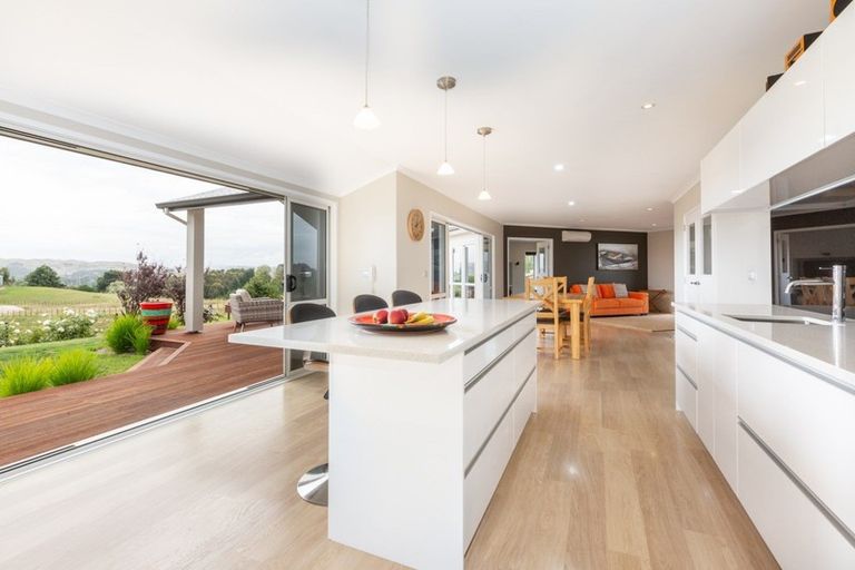 Photo of property in 127 Silverton Road, Poraiti, Napier, 4182