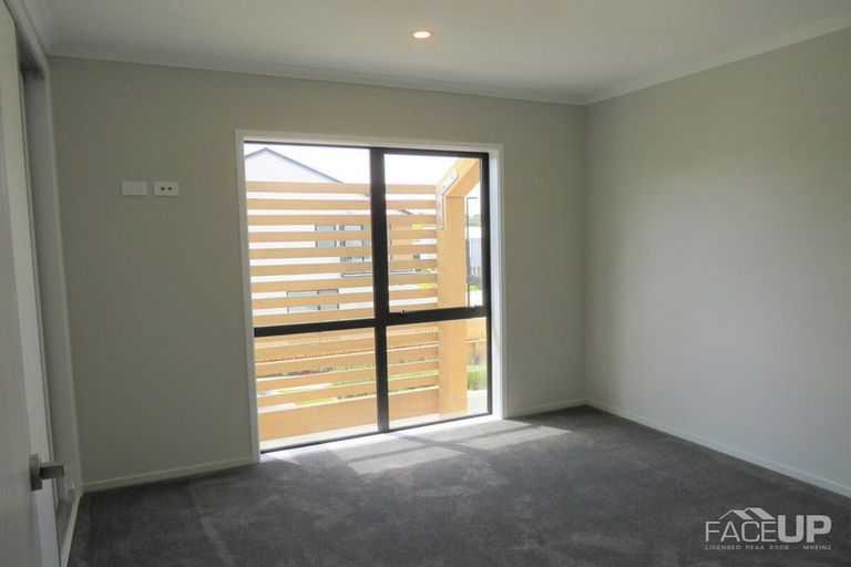 Photo of property in 28 Pukewhero Rise, Westgate, Auckland, 0614