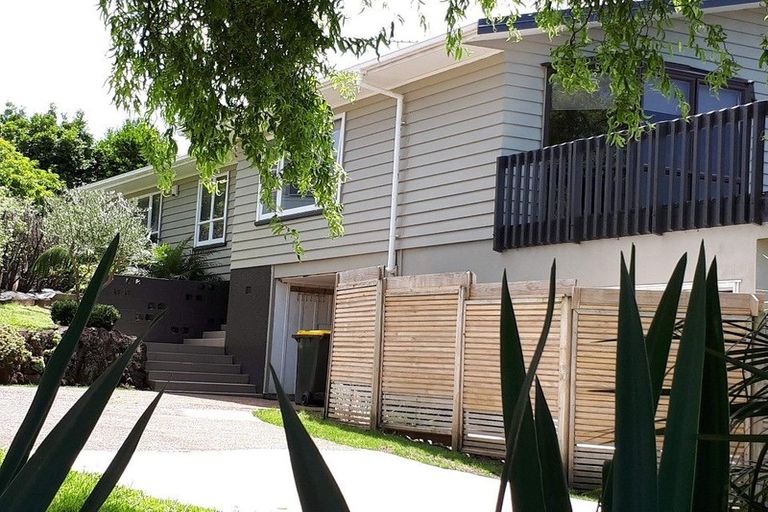 Photo of property in 14 Bruce Road, Glenfield, Auckland, 0629