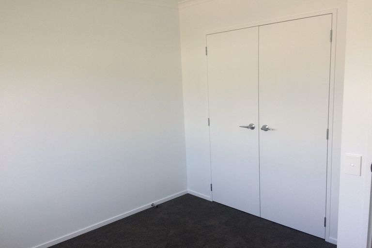 Photo of property in 7 Forbes Mccammon Drive, Swanson, Auckland, 0614