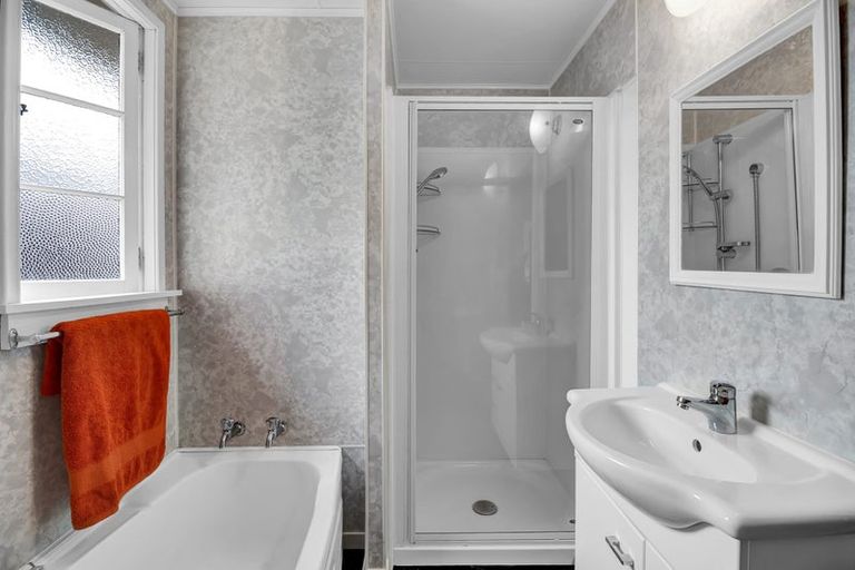 Photo of property in 69 Young Street, New Plymouth, 4310