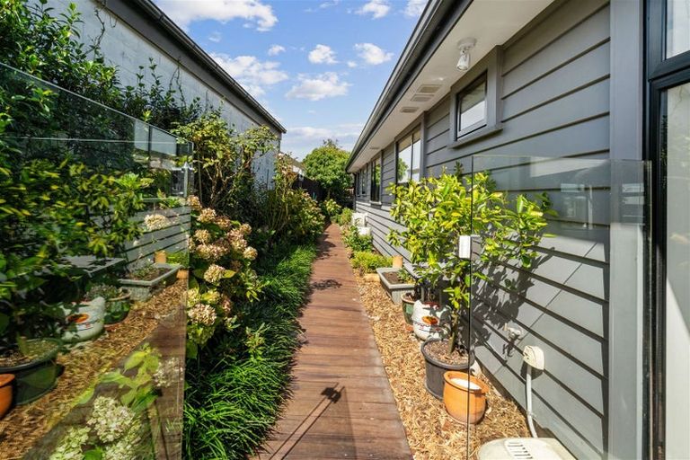 Photo of property in 24 Hamill Road, Halswell, Christchurch, 8025