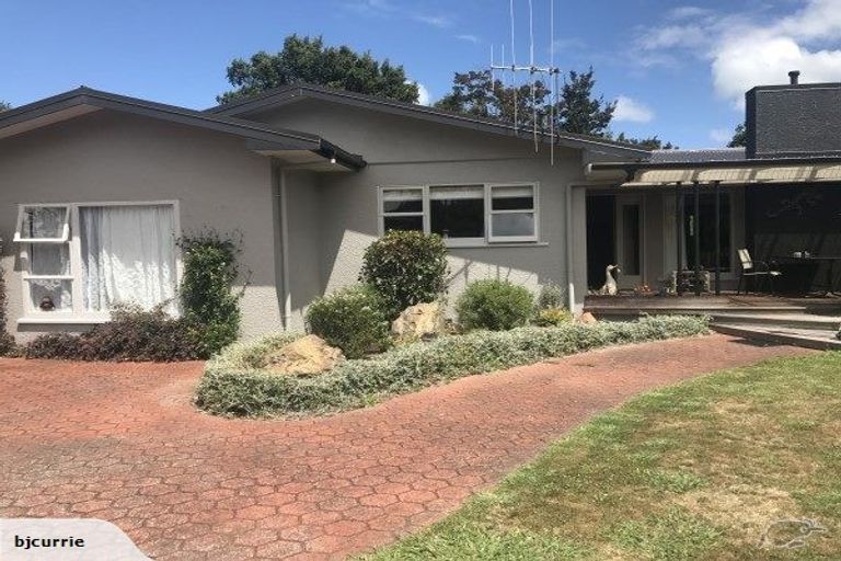 Photo of property in 12 Lifford Place, Awapuni, Palmerston North, 4412