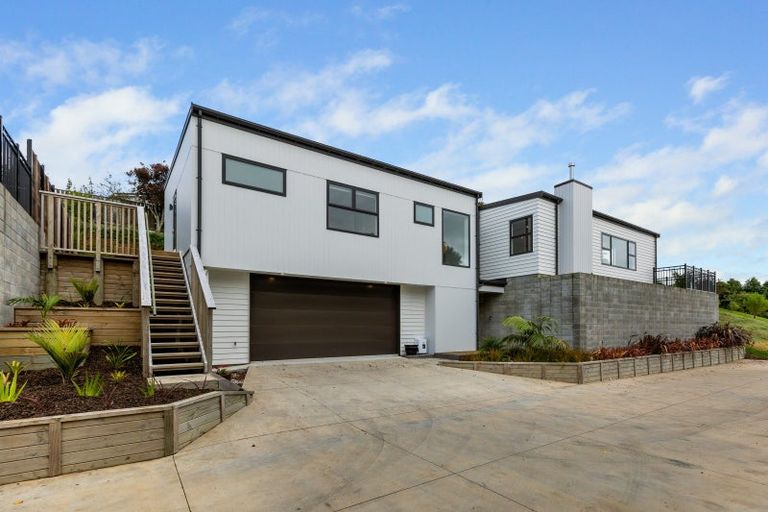 Photo of property in 7/1a Montrose Place, Highlands Park, New Plymouth, 4312