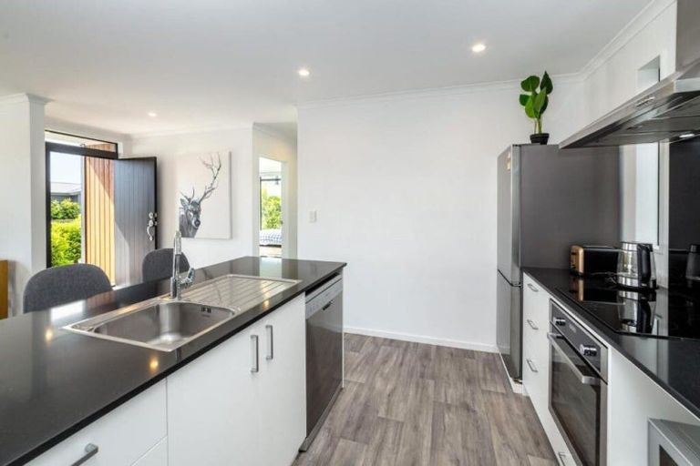 Photo of property in 4 Tuscan Lane, Martinborough, 5711