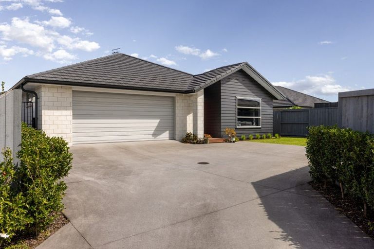 Photo of property in 29 Fearnley Grove, Pyes Pa, Tauranga, 3112