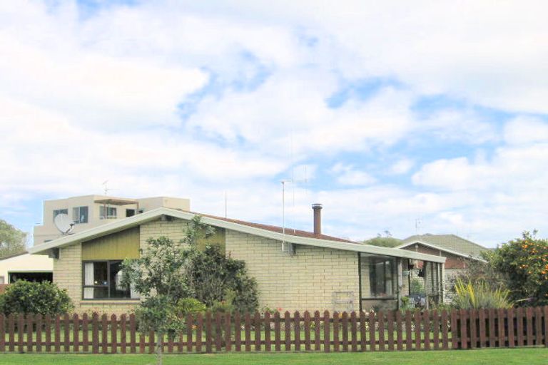 Photo of property in 172 Dickson Road, Papamoa Beach, Papamoa, 3118