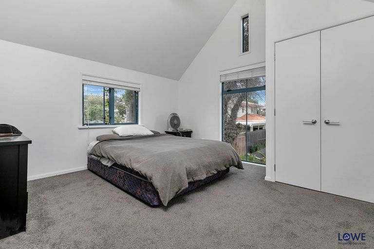 Photo of property in 480a Beach Road, Murrays Bay, Auckland, 0630