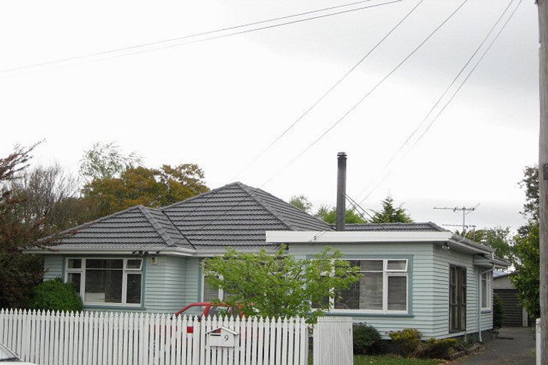 Photo of property in 9 Fatima Street, Redwood, Christchurch, 8051