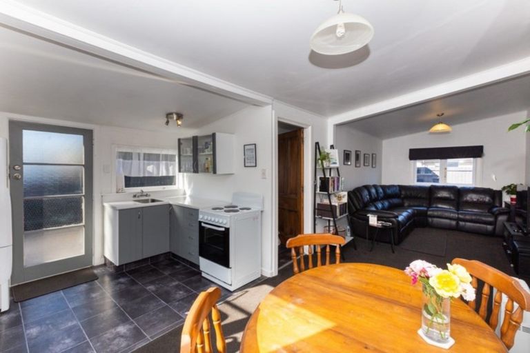 Photo of property in 1/11 Seymour Street, Hornby, Christchurch, 8042