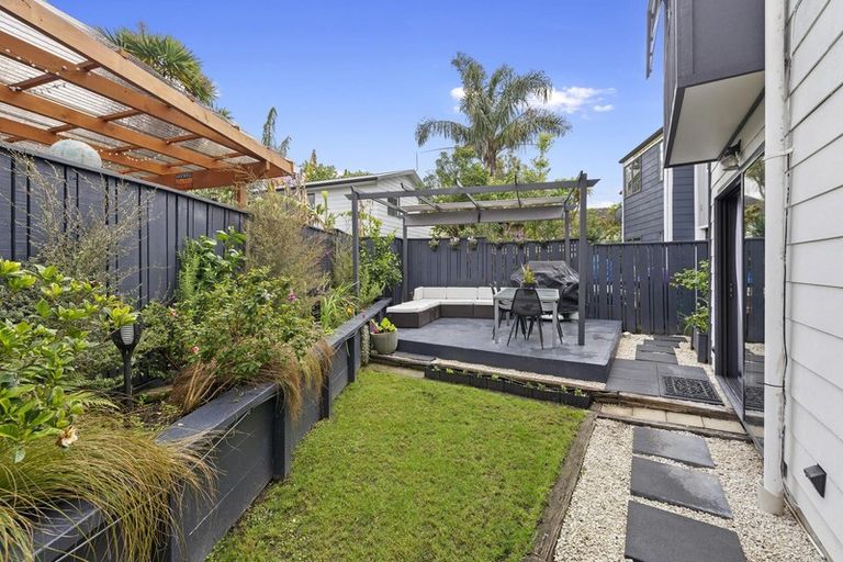 Photo of property in 48f Arawa Street, New Lynn, Auckland, 0600