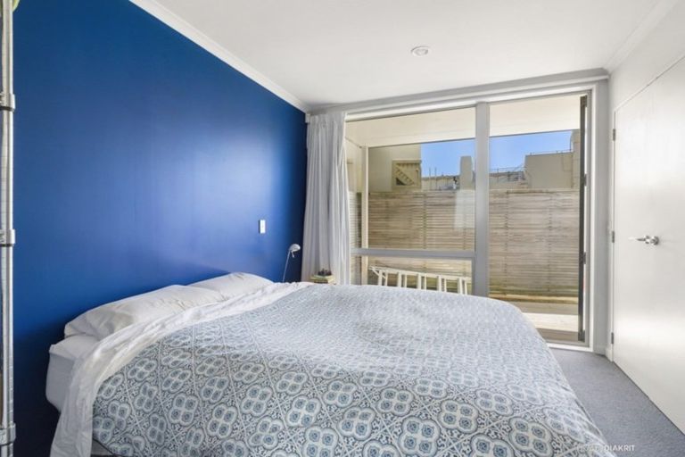 Photo of property in 16/15 Roxburgh Street, Mount Victoria, Wellington, 6011