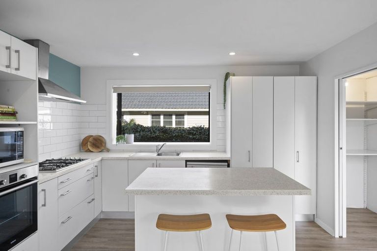 Photo of property in 12 Briggs Road, Mairehau, Christchurch, 8052