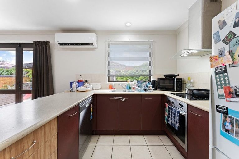 Photo of property in 97 Rathgar Road, Henderson, Auckland, 0610