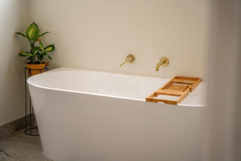 Photo of property in 8 Nga Tui Lane, Acacia Bay, Taupo, 3385