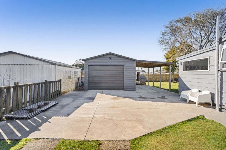 Photo of property in 2 Orlando Street, Stratford, 4332