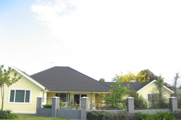 Photo of property in 6 Cherrywood Park, Springlands, Blenheim, 7201