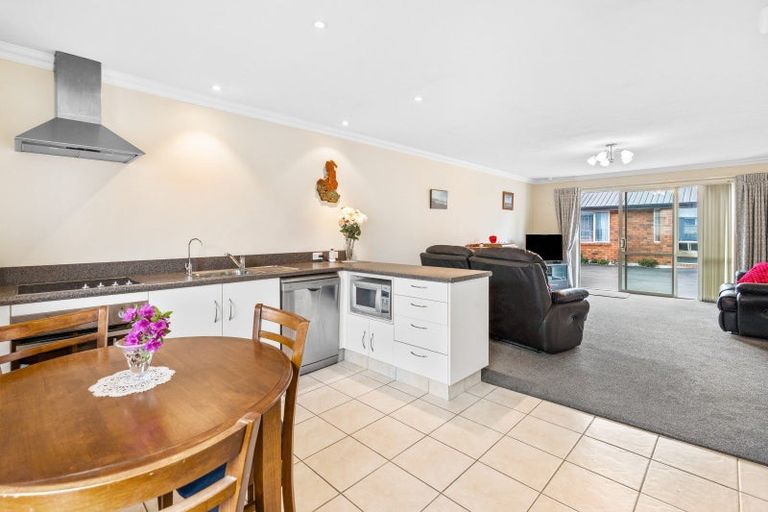 Photo of property in 5/4 Reid Avenue, Mosgiel, 9024