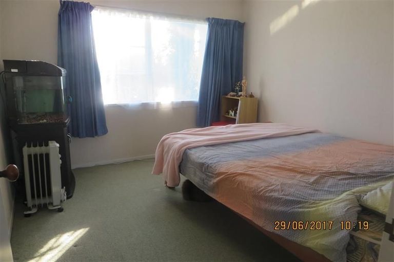 Photo of property in 101 Oakfield Crescent, Pukete, Hamilton, 3200