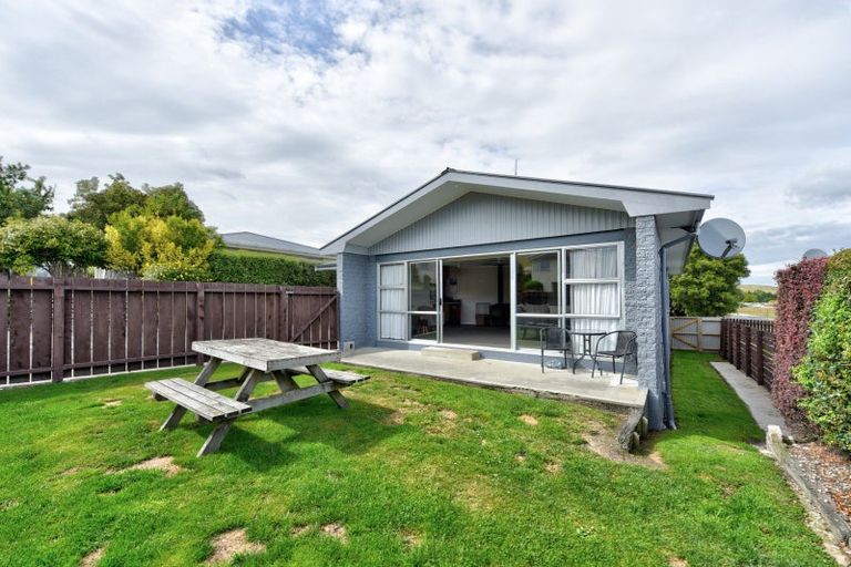 Photo of property in 70 Walker Crescent, East Gore, Gore, 9710