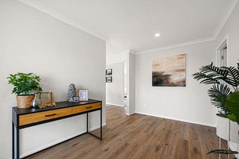 Photo of property in 3 Celeste Terrace, Peacocke, 3206